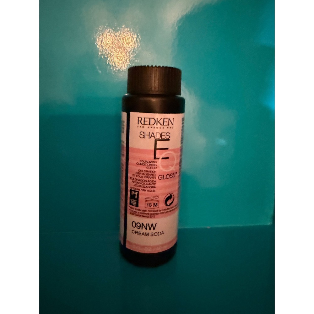 Redken Shades EQ‎ Gloss 9NW Cream Soda Demi-Permanent Hair Color gloss